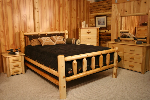 Cedar Log Bedrooms